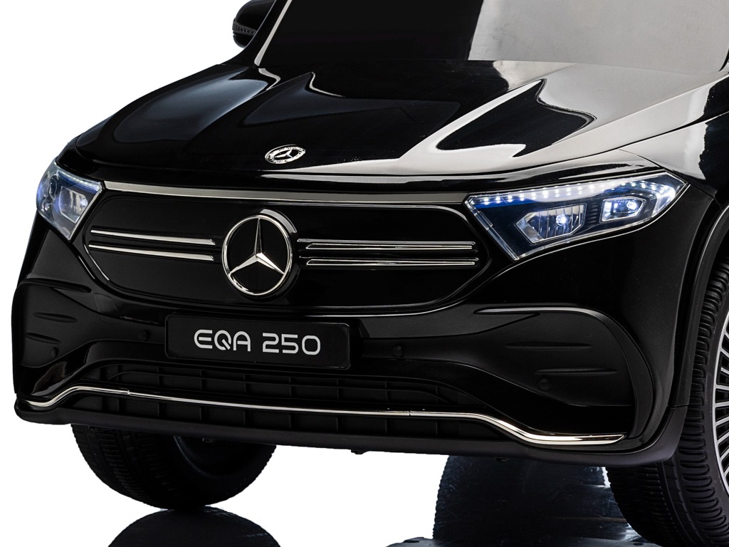 Mercedes-Benz EQA 250, 12 volt elektrische kinderauto met rubberen